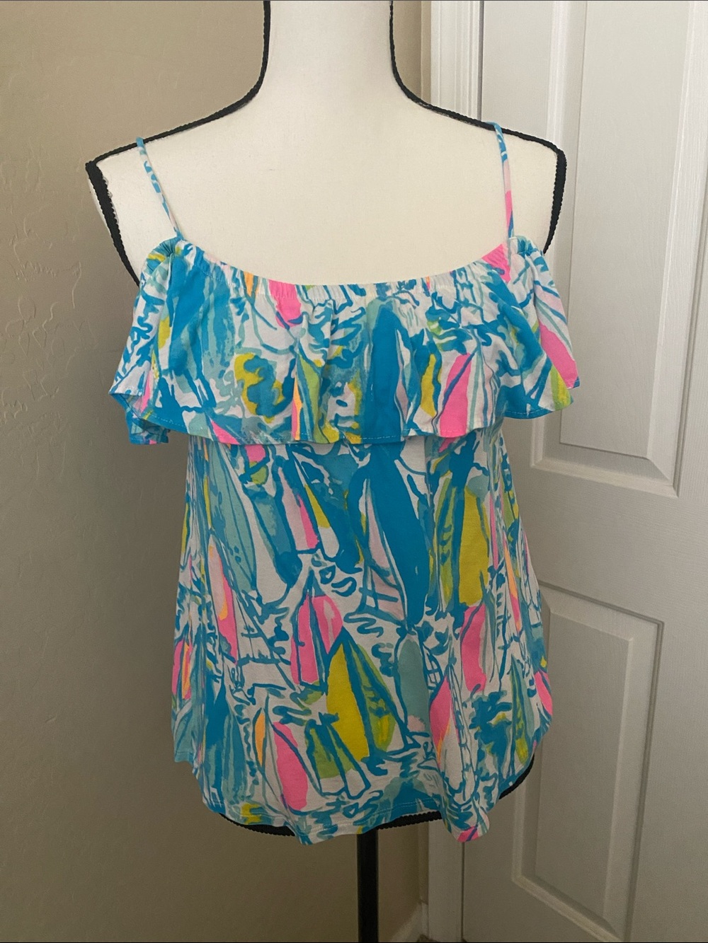 LILLY PULITZER Tamiami Off the Shoulder top sz S blue white pink sailboats